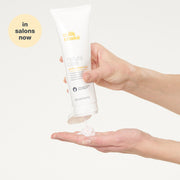 milk-shake-active-yogurt-mask-in-hand-2